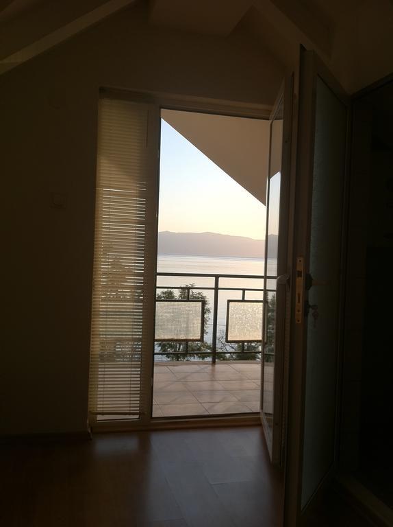 Guest House Lokoski เปสตานิ ห้อง รูปภาพ